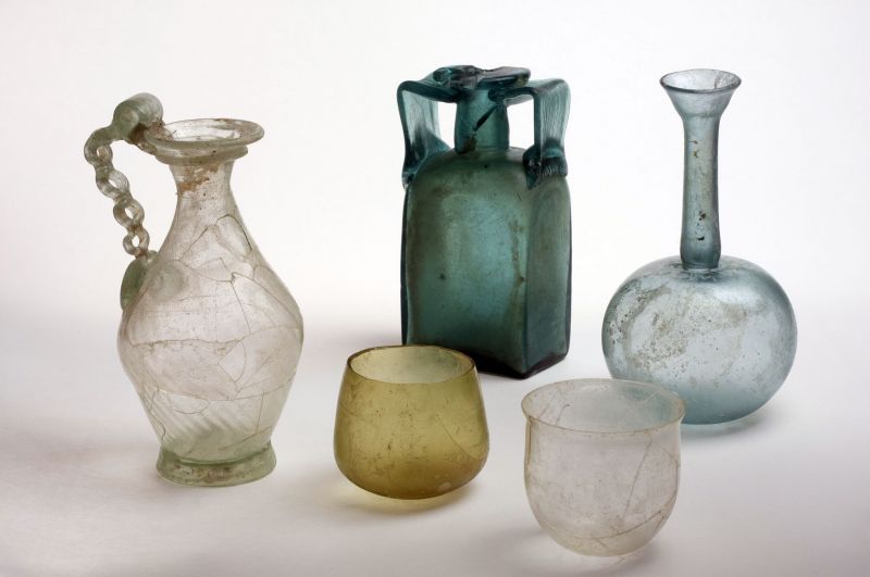 Vaisselle en verre - Musée Alésia